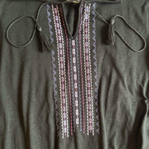 Faded Glory Black Long Sleeved Top Woven Pattern V-Neck With Tie Strings, L - Picture 3 of 12